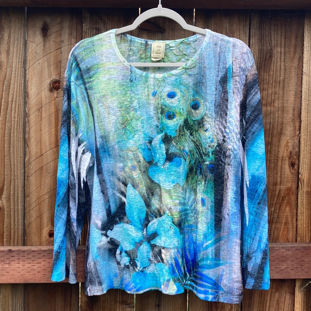 Jess & Jane Slub Knit Peacock Flower Top, P2P 22 in. Made in USA